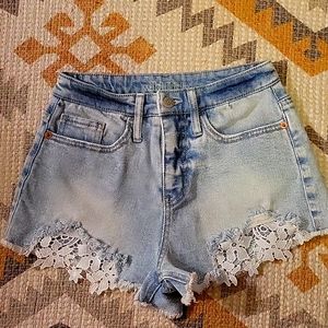 Wild Fable jean shorts w/ lace NWOT